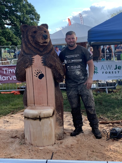 Mike Burgess Chainsaw Artist
